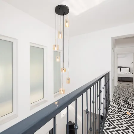 ヴィラ White Cloud ダルヤン