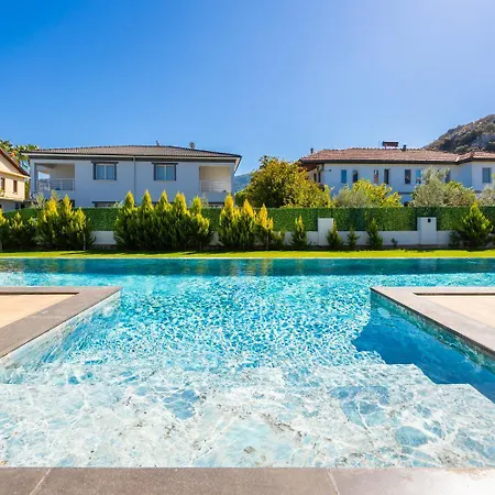 White Cloud ヴィラ ダルヤン