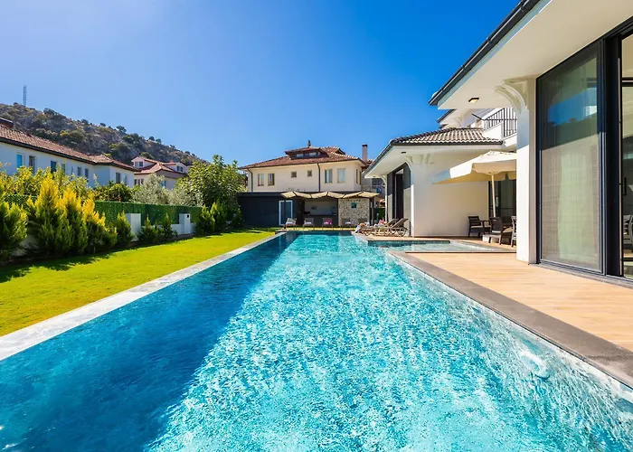 White Cloud Дальян